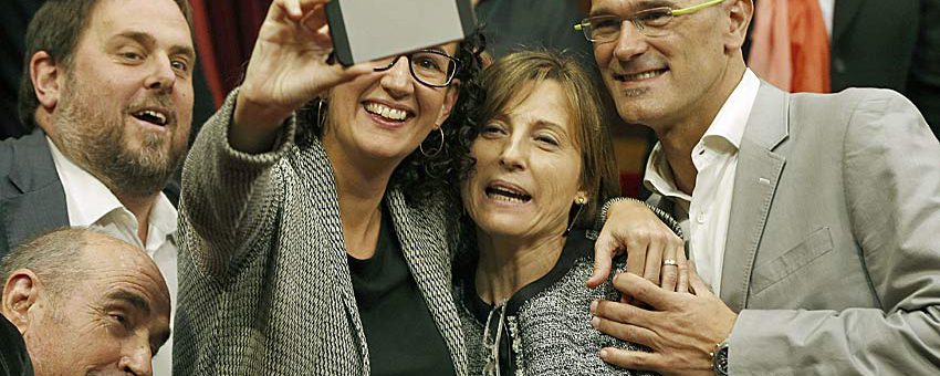 carme-forcadell-presidenta-parlament-18612