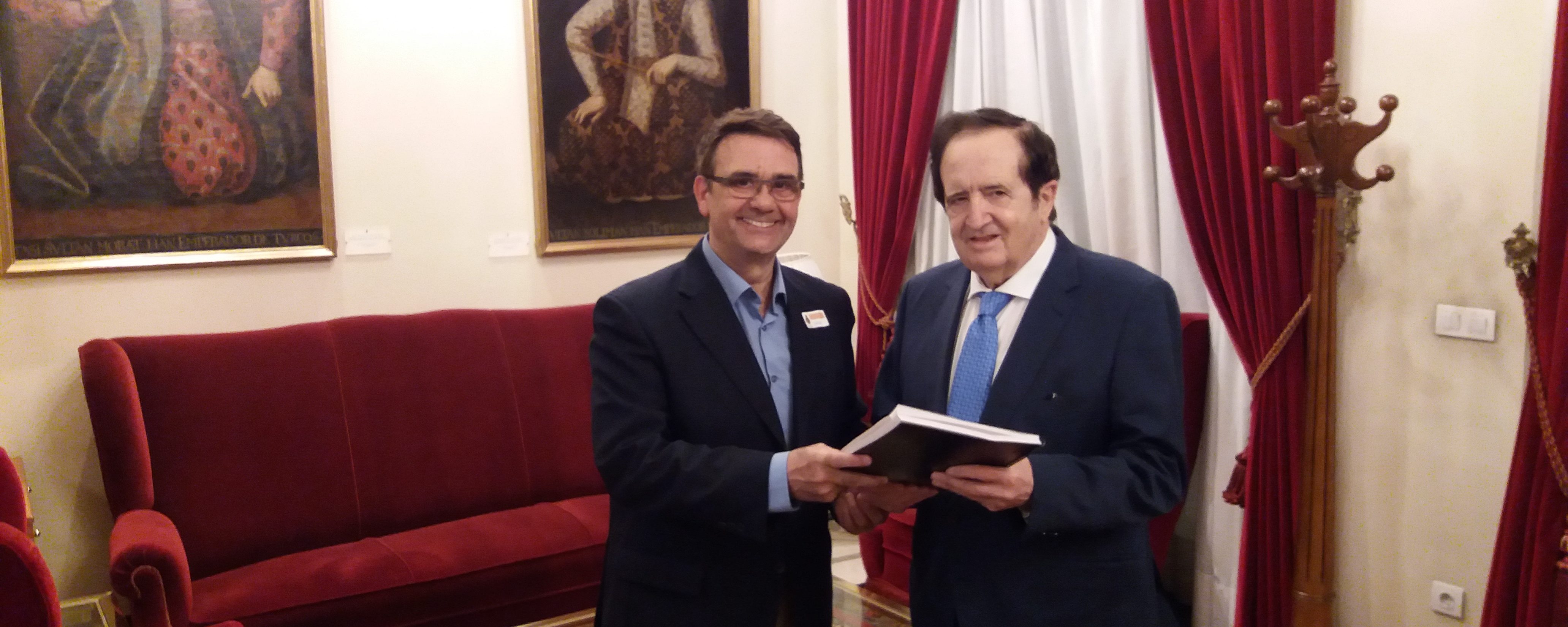 acto-entrega-mat-cat-vs-esp-a-jj-lucas-28-02-19